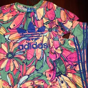 Adidas x FARM Trefoil Tee and 3-Stripe legging